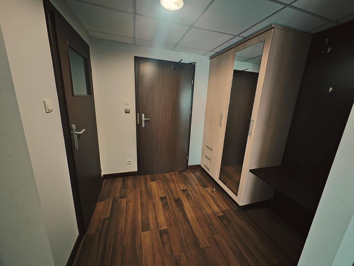Maka I Magia Obiady Domowe Hotel 赞布鲁夫 外观 照片