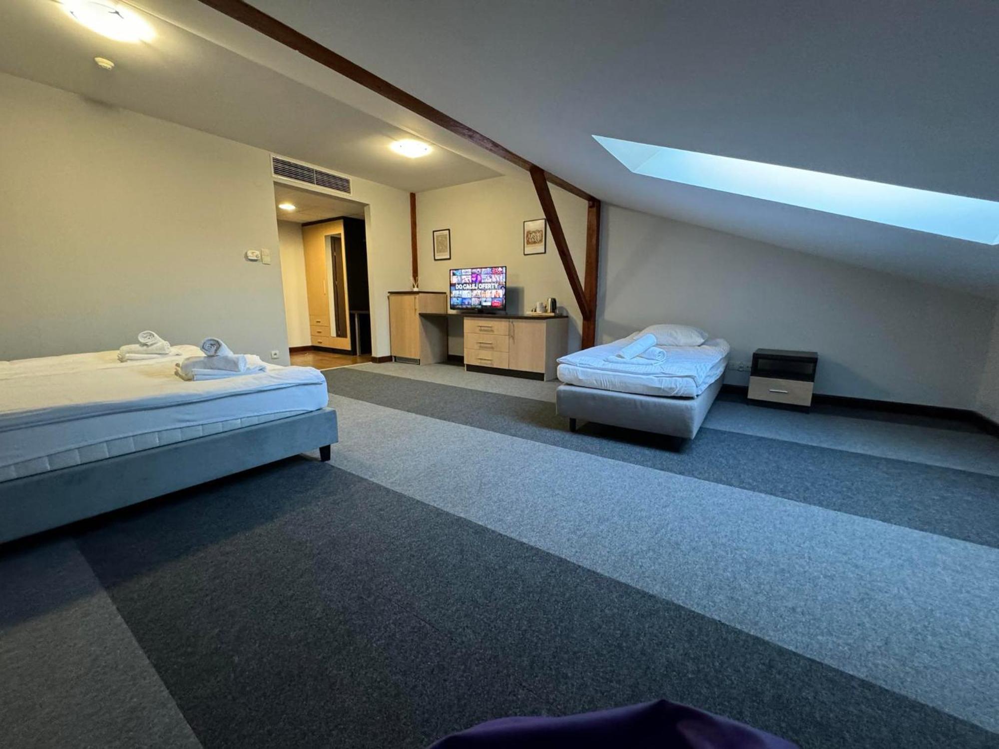 Maka I Magia Obiady Domowe Hotel 赞布鲁夫 外观 照片