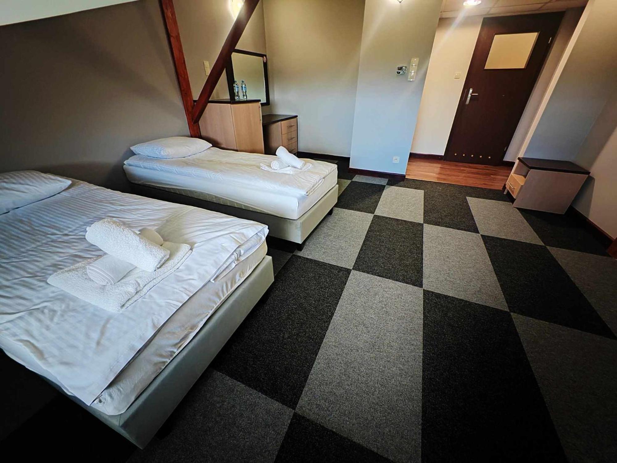 Maka I Magia Obiady Domowe Hotel 赞布鲁夫 外观 照片