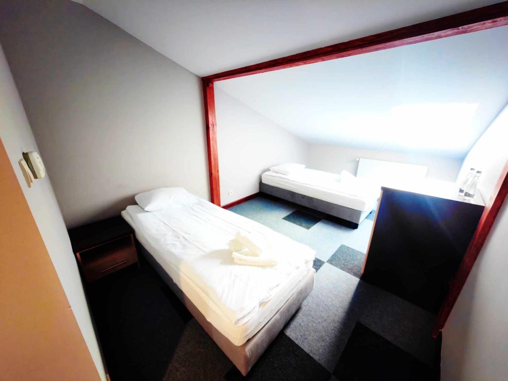 Maka I Magia Obiady Domowe Hotel 赞布鲁夫 外观 照片